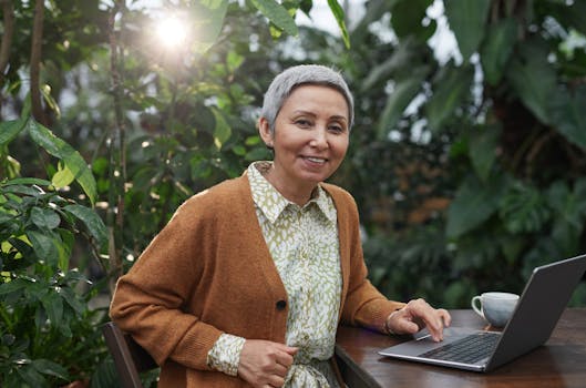 senior woman using a laptop